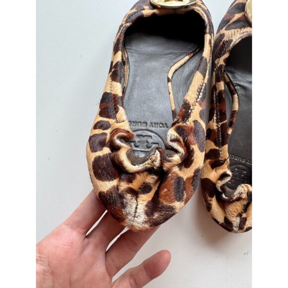 TORY BURCH Reva Leopard Calf Hair Leather Gold Medallion Ballet Flats, Size 9 - Picture 12 of 15